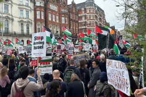 Thousands Rally Outside Israeli Embassy in London to Condemn Gaza Assault